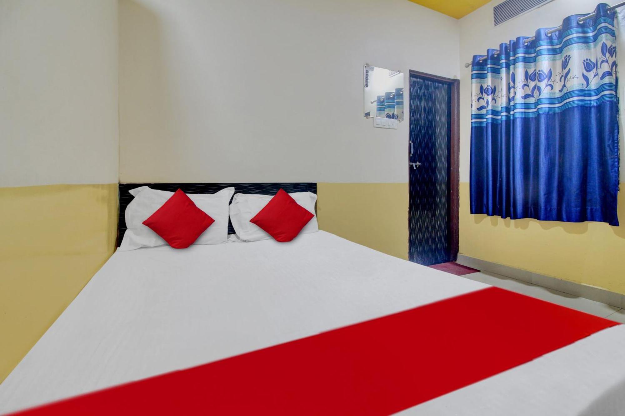 Hotel O Vinit Lodging Нагпур Экстерьер фото
